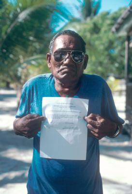 �A�����J���{����̎莆