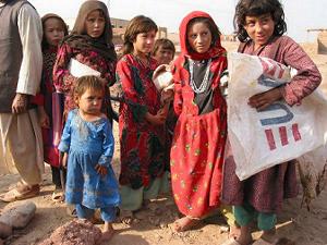 難民キャンプの子どもたち