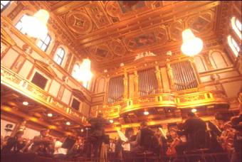 �R���T�[�g���K�z�[��